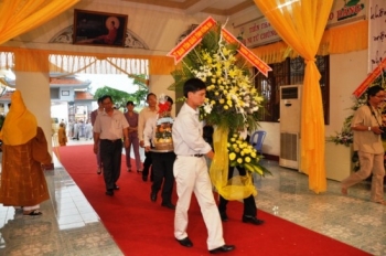 Lãnh đạo tỉnh Đồng Nai viếng giác linh Đại lão HT Thích Diệu Tâm