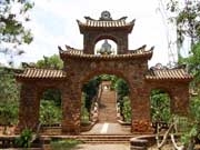 Làng của những ngôi chùa