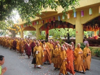 TPHCM: 700 vị Tăng Ni cầu nguyện quốc thái dân an