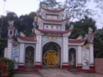 Giải mã chuyện bị quả báo rùng rợn sau khi đập phá đình chùa