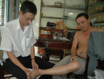 Thang thuốc tự chế giá 20 ngàn đồng trị bệnh gút hiệu quả?