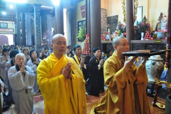 Chùa Bằng: Hơn hai mươi năm vẫn duy trì khóa lễ Vạn Phật