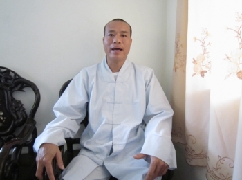 Sư trụ trì chùa Chân Long giải thích về chuyện tượng Phật "giống mình"