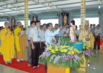 Chùa Tu Nghệ An trong mùa Phật đản