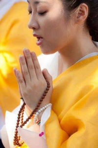 Tại sao người Phật tử phải niệm Phật, tụng kinh, trì chú, tọa thiền