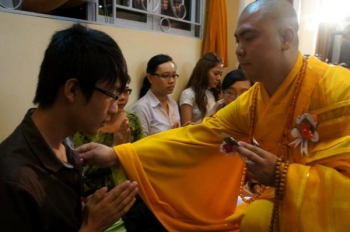 TPHCM: Trà An Lạc tham dự chương trình "Hoa Hồng - Mùa Báo Hiếu"