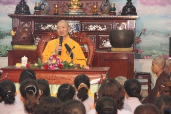 Đà Nẵng: TT. Thích Thiện Thuận thuyết giảng tại chùa Bà Đa