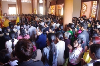 Lễ rằm tháng giêng: Cơ hội hoằng pháp