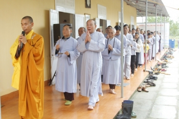 Chùa Giai Lam Tịnh Pháp ngày tu an lạc