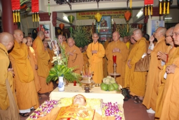 Đồng Nai: Lễ nhập kim quan cố Hòa thượng Thích Huệ Hiền