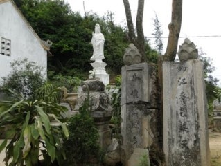 Chùa Cầm Sơn trên núi Thiên Cầm