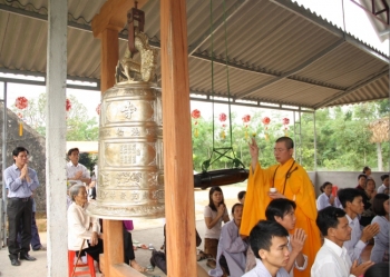 Chùa Côn Sơn Hà Tĩnh khai Đại hồng chung và đón mừng Phật đản