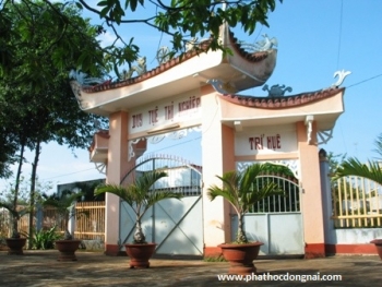 Đến thăm chùa Bảo Quang