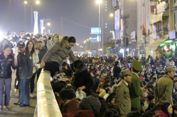 Hà Nội: Biển người trong lễ cầu an