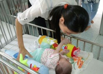 “Bán” con cho chùa lấy niềm tin