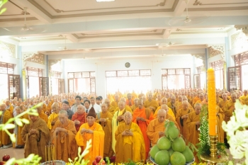 TPHCM: Trung ương GHPGVN trang nghiêm tưởng niệm cố Đại lão HT. Thích Trí Thủ