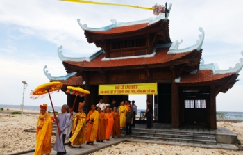 5 nhà sư đã lên đường ra Trường Sa