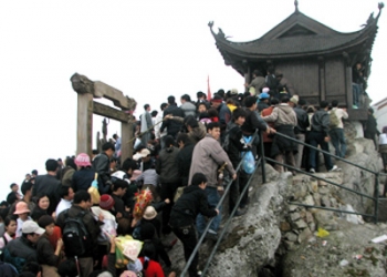 Đề xuất thu phí thăm Yên Tử