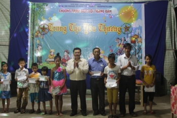 Đêm trung thu yêu thương tại Trung tâm Võ Hoàng Yên