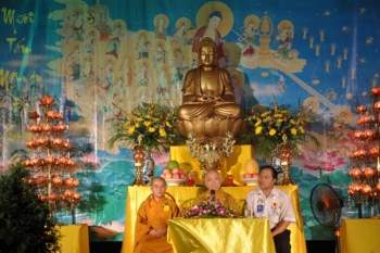 Chùa Kim Long tổ chức đại lễ Vu lan báo hiếu PL 2555 - DL 2011
