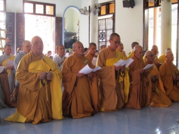 Phật giáo Ninh Hòa tổ chức lễ Thành Đạo