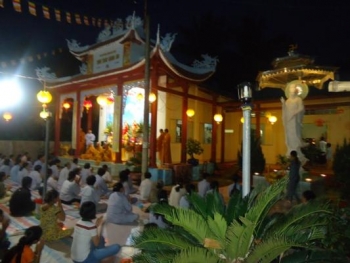 Hậu Giang: Tịnh thất Quan Âm trang nghiêm lễ vía Đức Phật A di đà