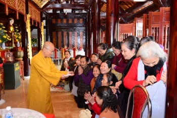 TT. Thích Nhật Từ thuyết giảng tại chùa Trung Linh - Nghệ An