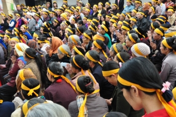 Hình ảnh lễ nhập tháp kim quan Ni trưởng Thích Đàm Quý