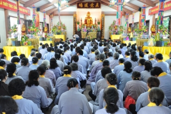 Chùa Bằng Khai đàn Pháp hội Dược Sư PL 2556 - DL 2012