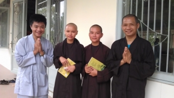 Sinh viên thời nay tu học như em