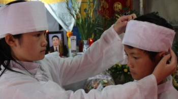 Trong thời gian chịu tang làm ăn gặp những chuyện xui xẻo?