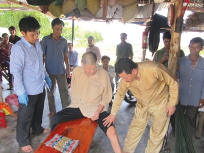 Đi tìm thần y Võ Hoàng Yên - Những số phận may mắn