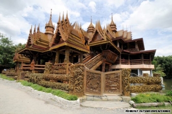 Yên tĩnh chốn thiền bên sông Chao Phraya