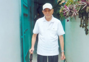 Tấm gương hoằng pháp của một cư sĩ 95 tuổi