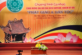 Đại hội PG lần thứ VII: Ngày đầu thuyết pháp và chương trình văn nghệ