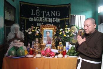 Phân ưu cùng gia quyến HT. Thích Gia Quang