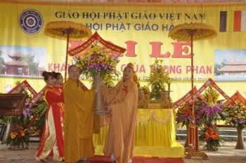 Long trọng tổ chức Đại lễ lạc thành, an vị tượng Phật tại chùa Phong Phạn Hà Tĩnh