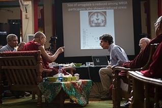 Thảo luận về khoa học thần kinh - Hội đàm Tâm thức và Đời sống ngày thứ ba