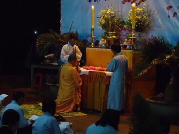 Đăk Nông: Lễ hội Hoa đăng vía Quán Thế Âm tại chùa Phước Điền