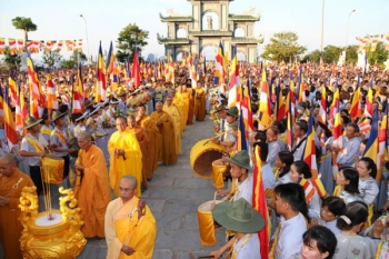 GHPGVN TP Đà Nẵng tổ chức Đại lễ Phật đản PL 2558