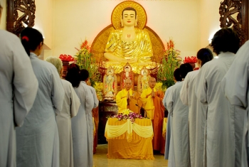 Tu niệm đúng Chánh pháp sẽ chuyển hóa nghiệp chướng