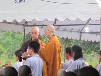 Tham dự lễ xuất gia gieo duyên đặc biệt tại Thái Lan