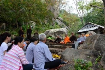 CLB Tuệ Đăng Thường Chiếu tổ chức khóa tu Trở Về Với Bụt lần thứ nhất