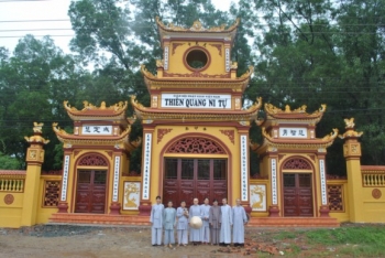 Thiên Quang Ni tự - hương gió Đông tàn