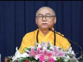 “Tốt nghiệp không phải đơn thuần là tích tụ kiến thức mà là một quá trình để thực tập”