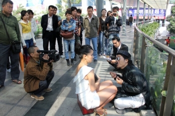 Quan điểm của Phật giáo về vấn đề xem tử vi bói toán