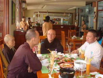 Bát chánh đạo của Phật tử Lê Phước Vũ