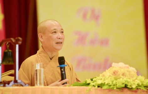 HT.Thích Bảo Nghiêm thuyết giảng chủ đề 'tứ trọng ân' tại khóa tu mùa hè chùa Bái Đính