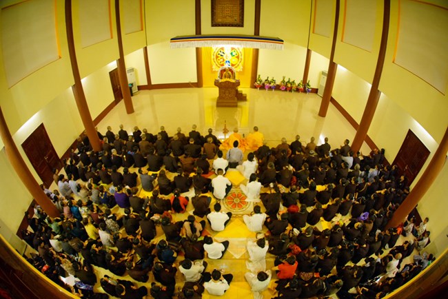 HT. Thích Bảo Nghiêm thuyết giảng tại lễ hội mừng khánh đản Bồ Tát Quán Thế Âm  