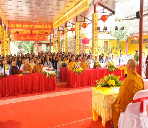 Hòa thượng Thích Bảo Nghiêm thuyết giảng tại Thái Nguyên